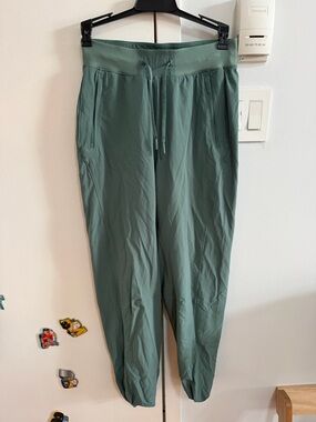lululemon athletica Green Drawstring Jogger Pants